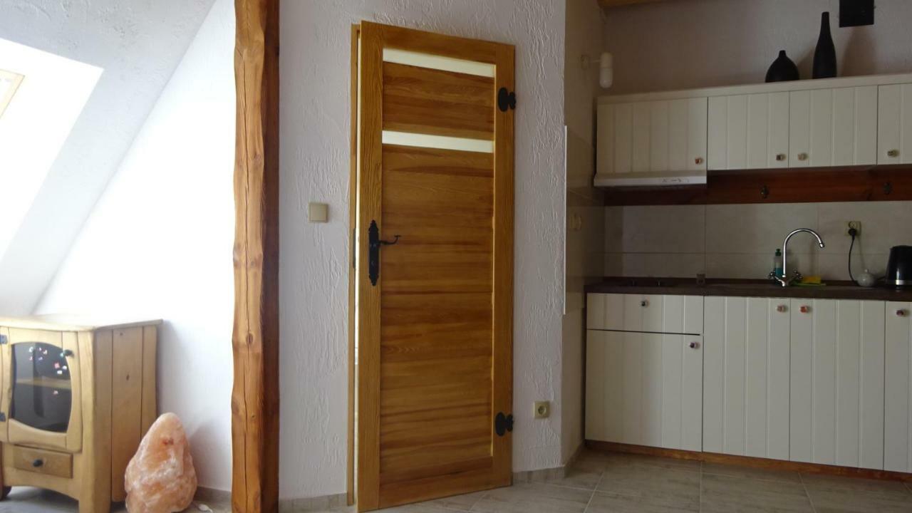 Tudobrze Noclegi W Piramidach Borzytuchom Exterior foto